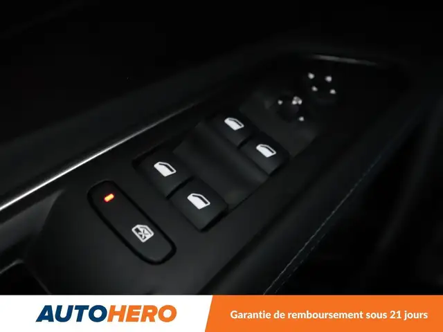 Peugeot 3008 view 30