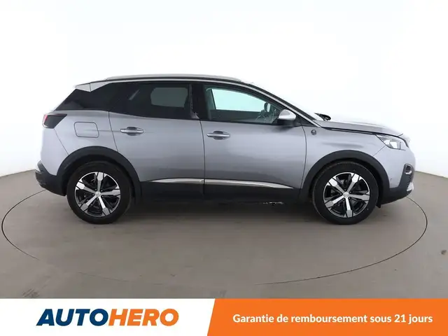 Peugeot 3008 view 7