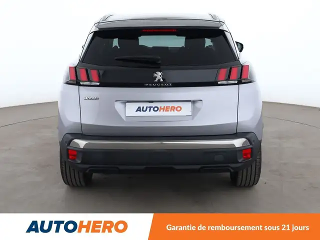 Peugeot 3008 view 5