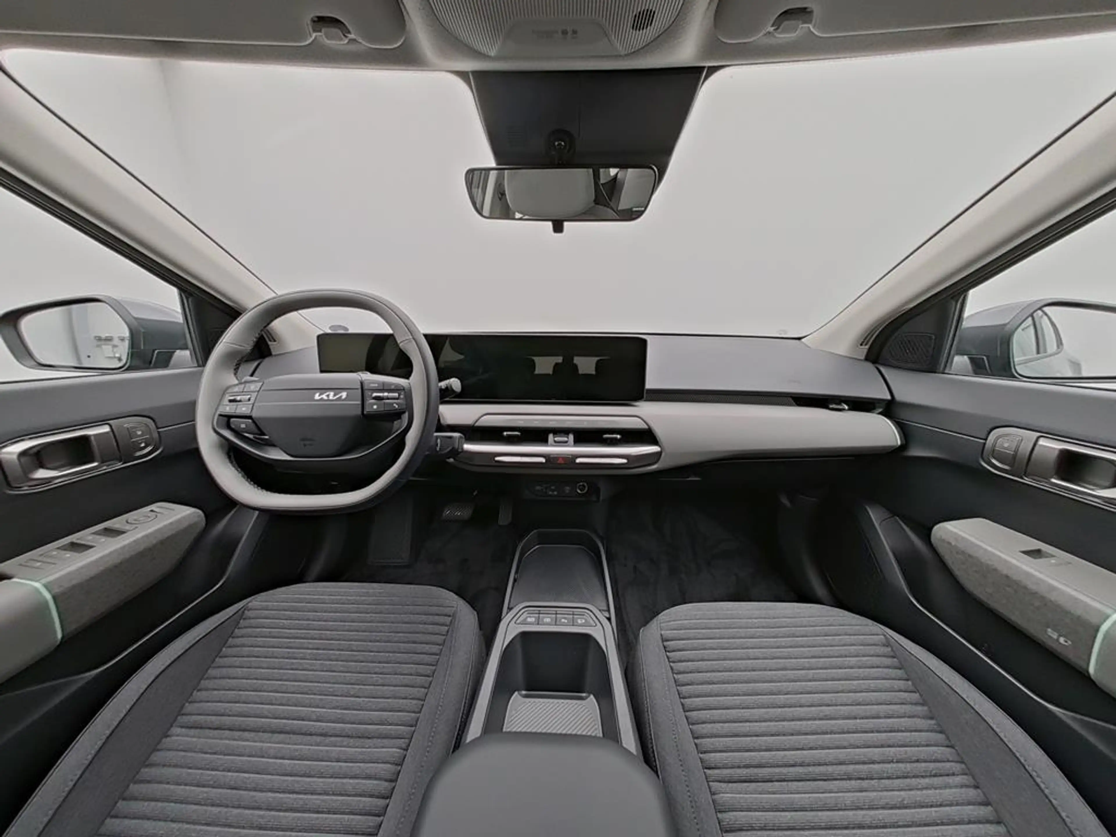 Kia EV4 58 FWD AIR WP — photo 12