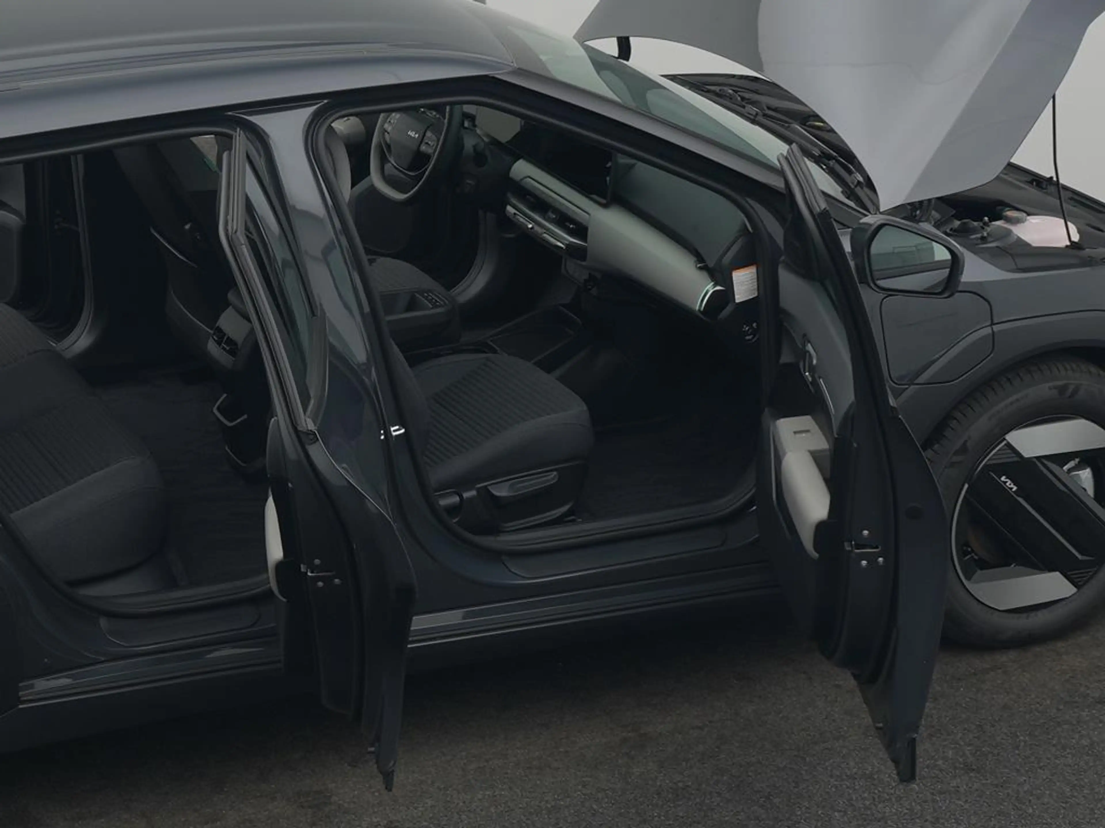 Kia EV4 58 FWD AIR WP — photo 14
