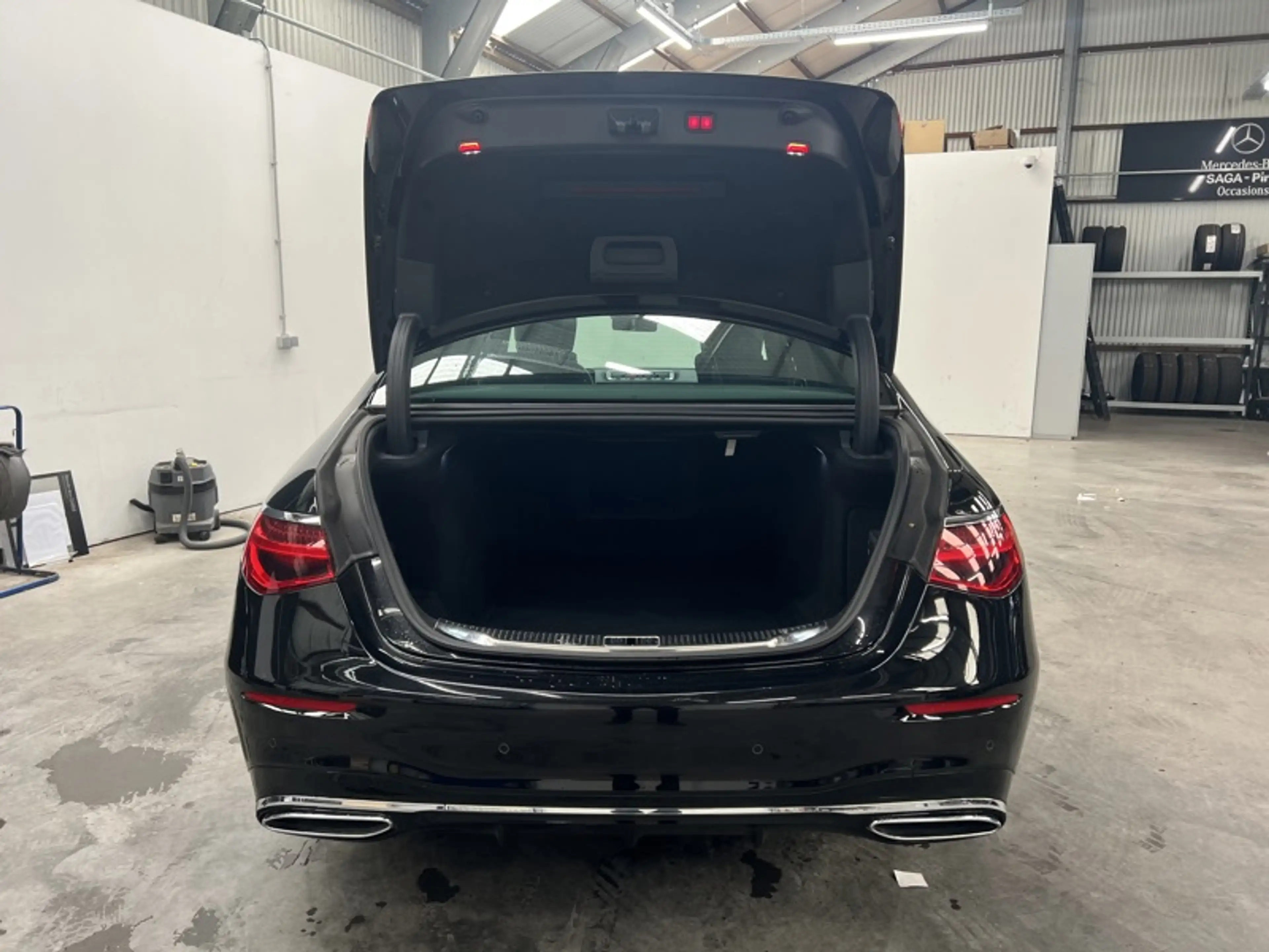 Mercedes-Benz S 350 d AMG Line — photo 5