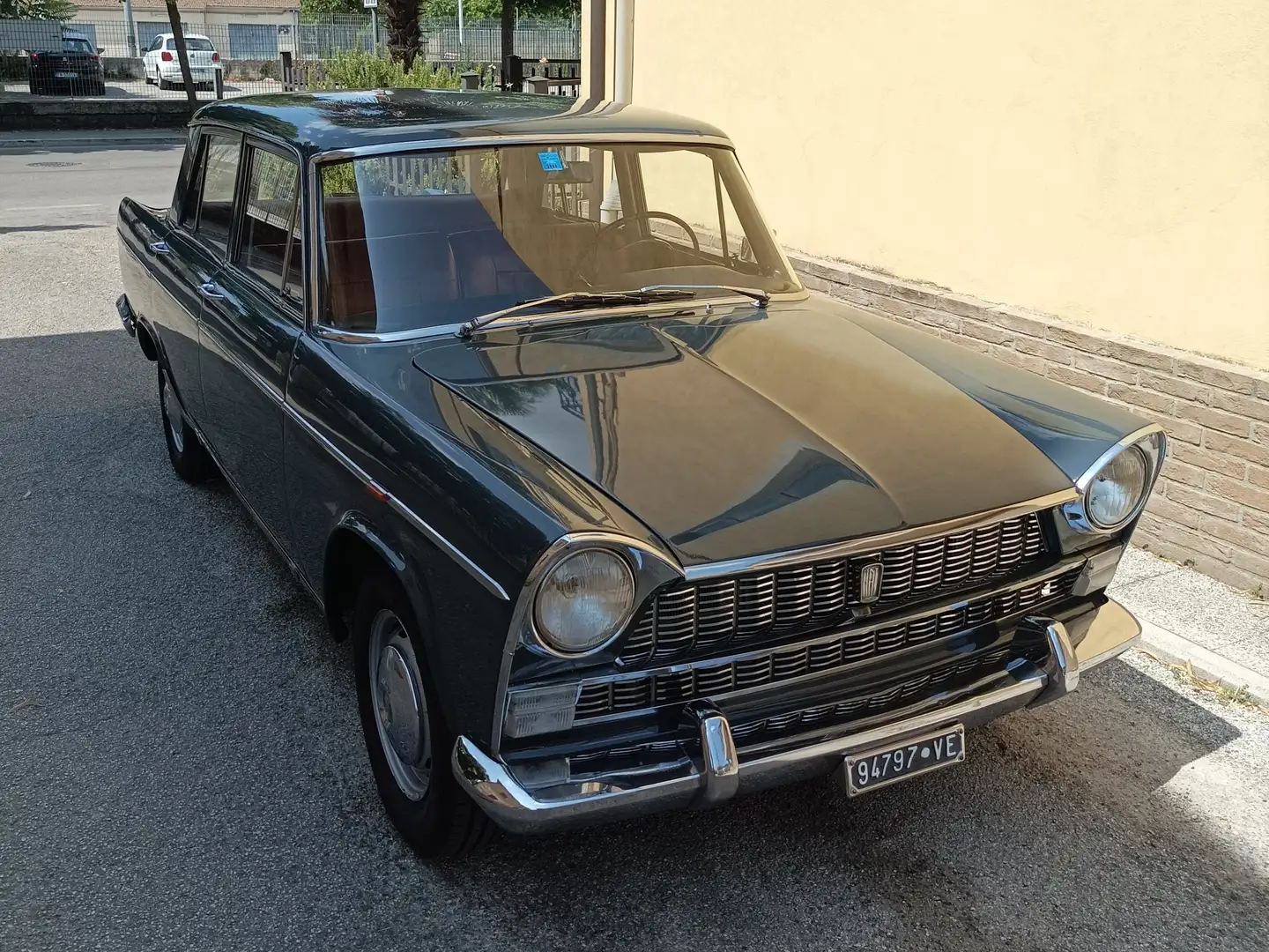 Fiat 2300 1500 L Сірий - 1