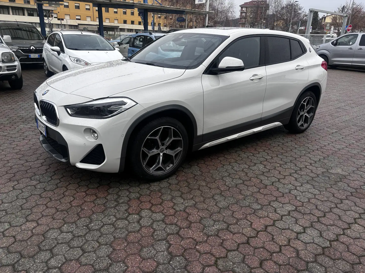 BMW X2 xdrive18d Advantage - 1