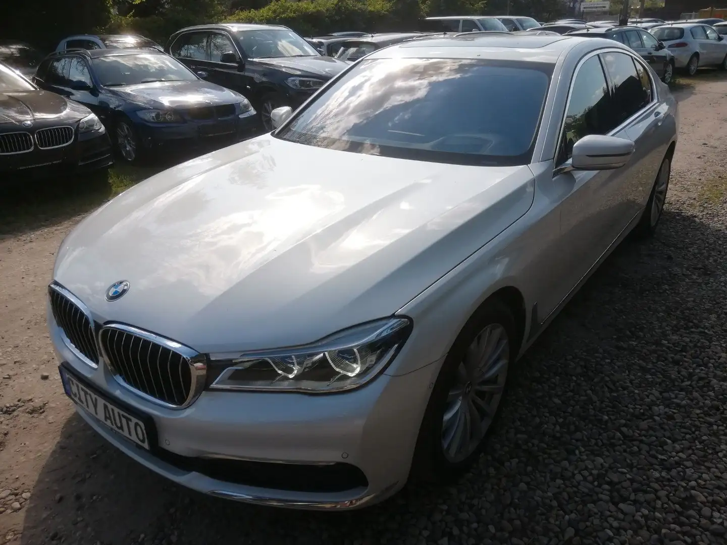 BMW 750 Baureihe 7 Lim 750 d xDrive/ TOP Ausstattung Blanc - 1