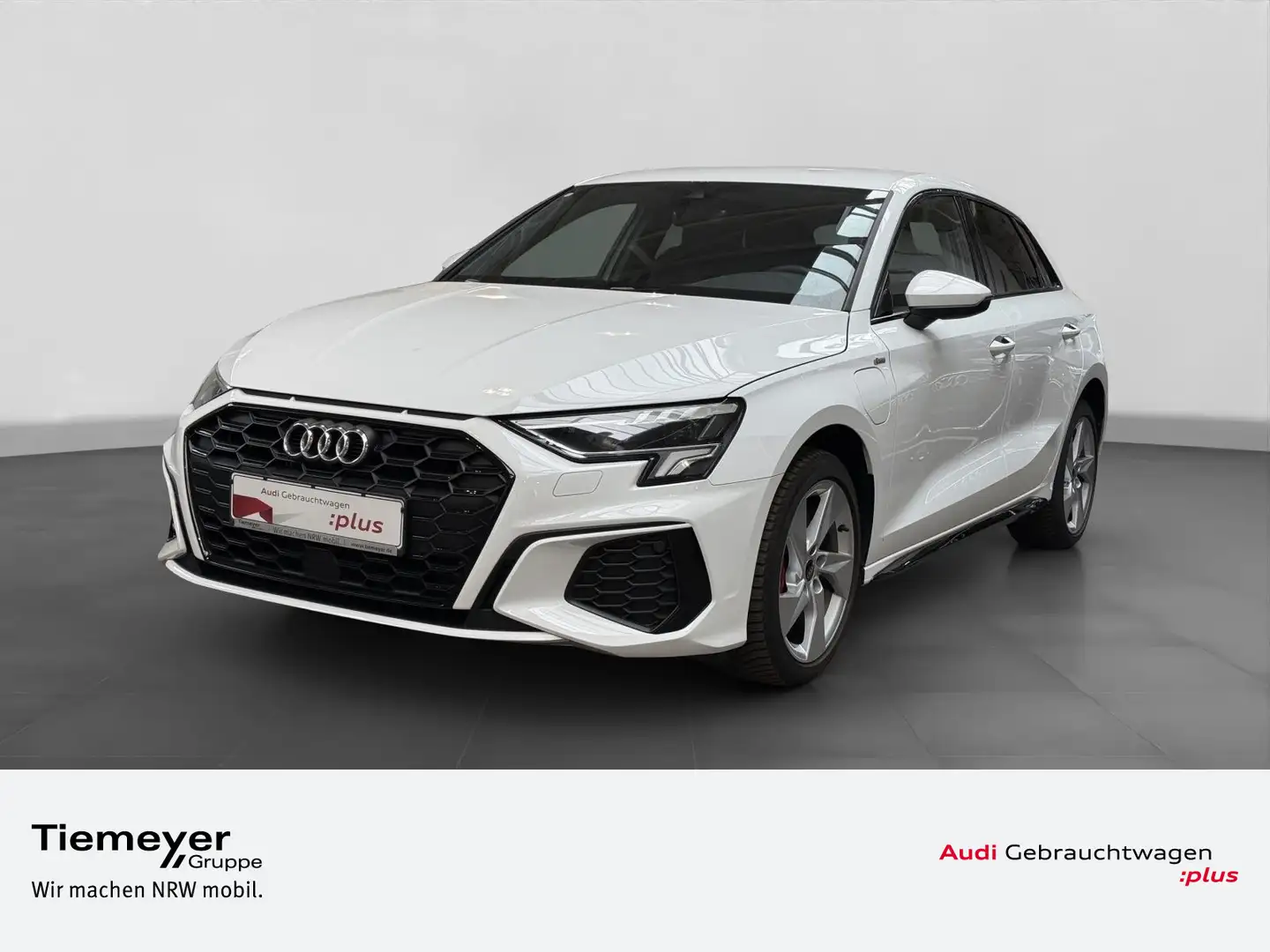 Audi A3 45 TFSIe S LINE LED SITZHZ GJR LM17 Weiß - 1