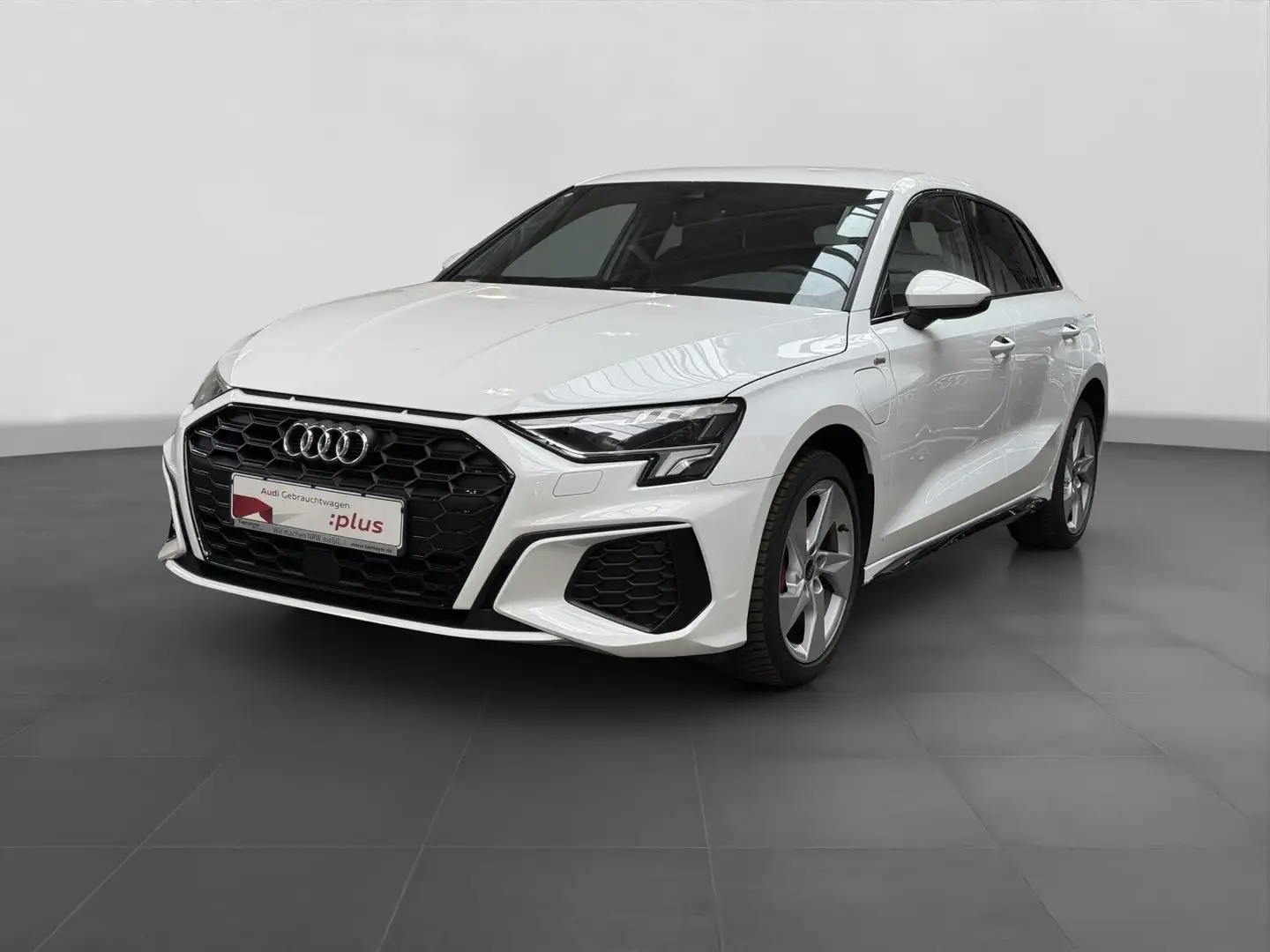 Audi A3 45 TFSIe S LINE LED SITZHZ GJR LM17 Weiß - 2