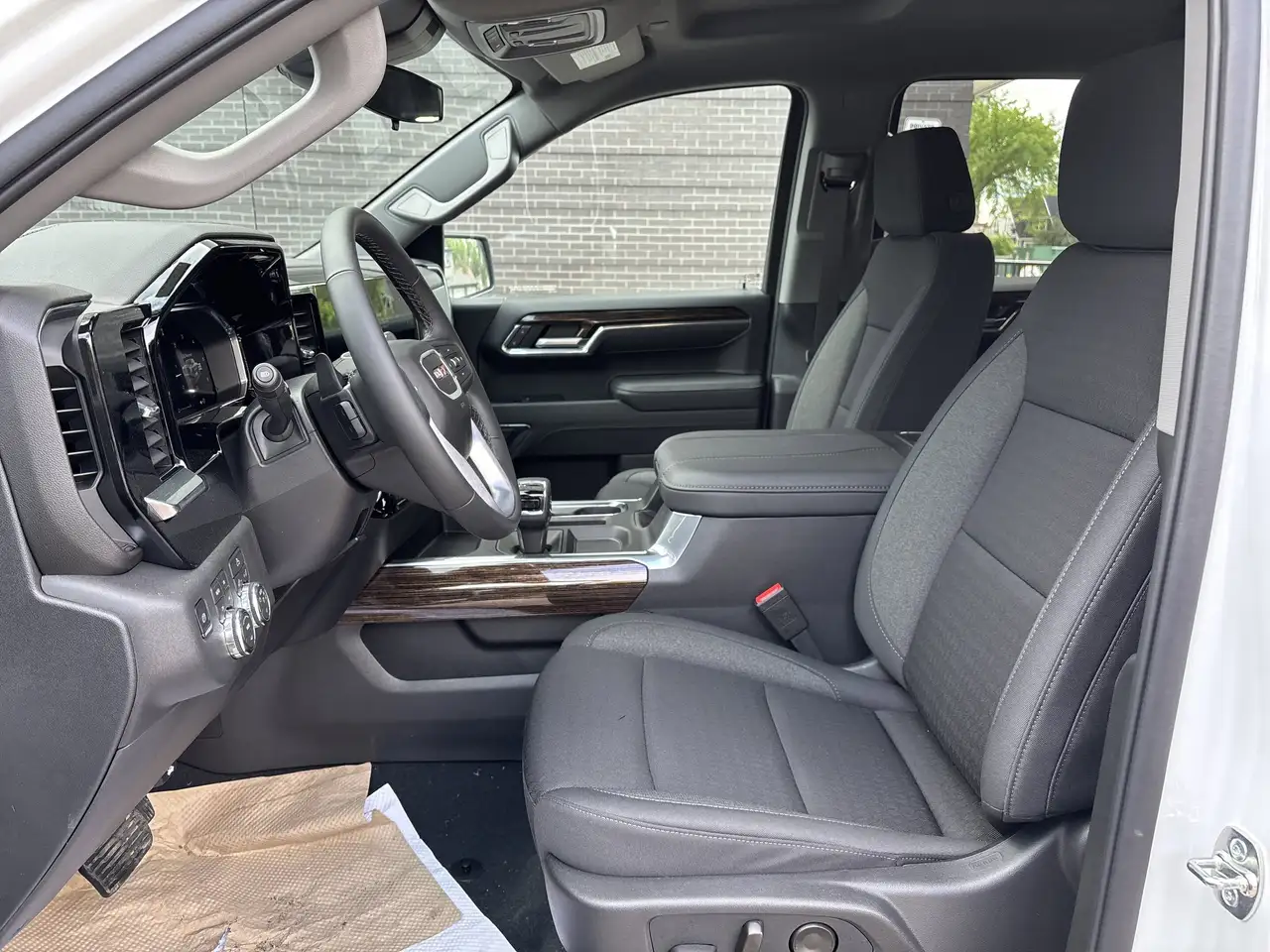GMC Sierra 1500 снимка GMC Sierra 1500