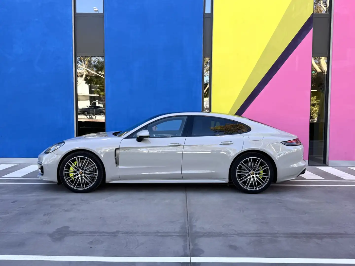 Porsche Panamera 4 E-Hybrid Aut. Gris - 2