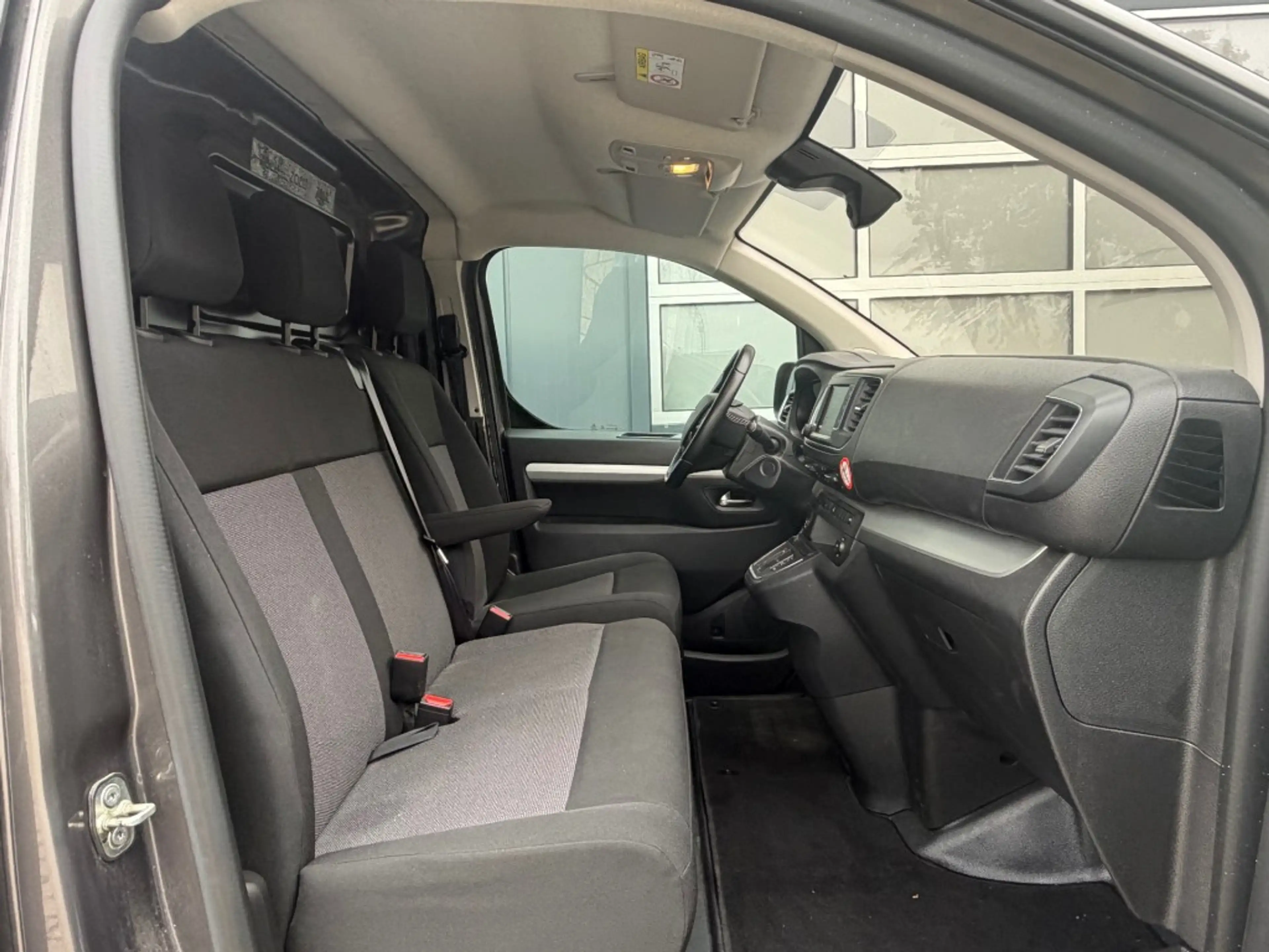 Opel Vivaro-e 75 kWh Longe range L2H1 SOH 92% / 2x schuifdeur / — photo 11