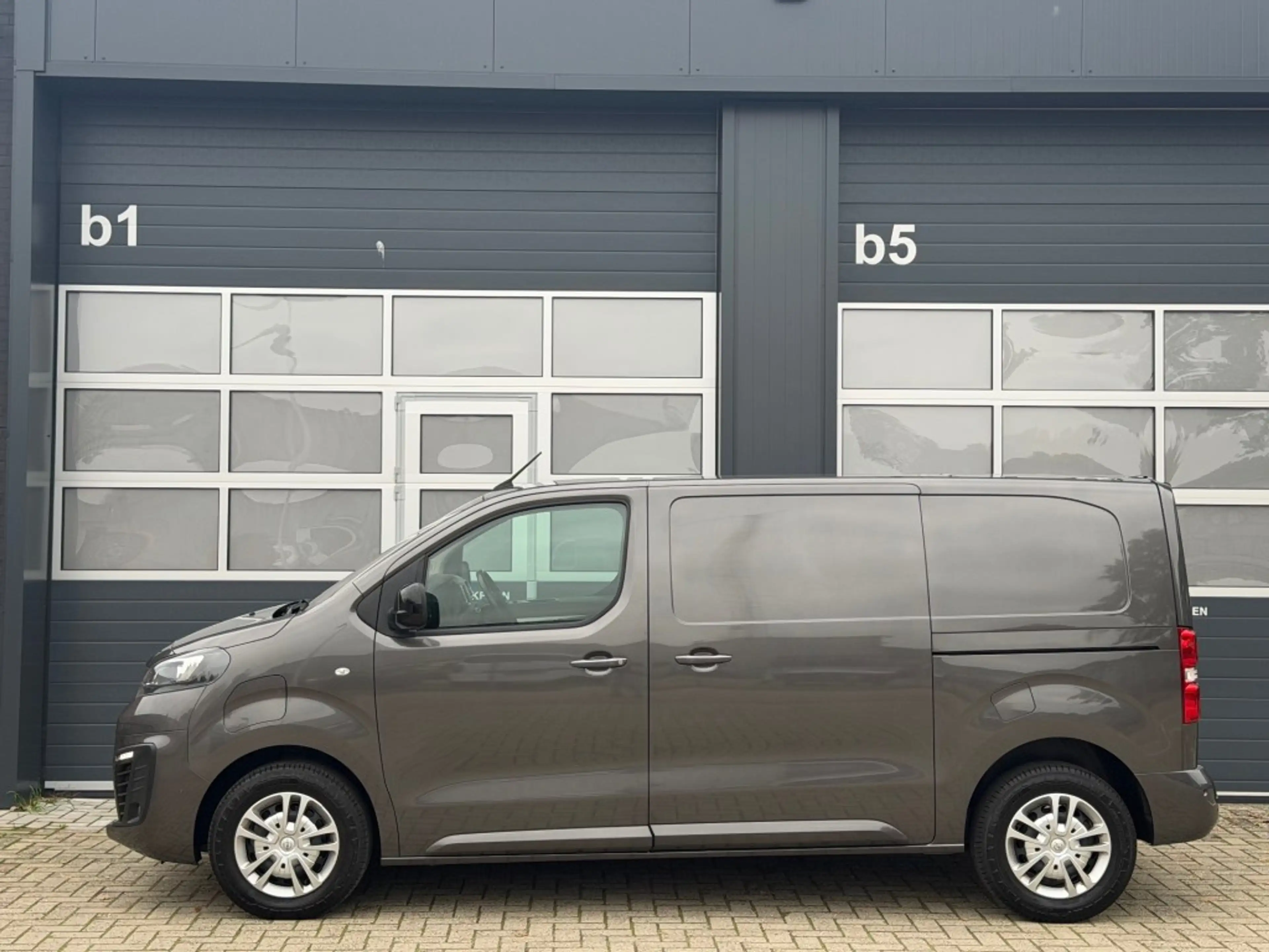 Opel Vivaro-e 75 kWh Longe range L2H1 SOH 92% / 2x schuifdeur / — photo 9