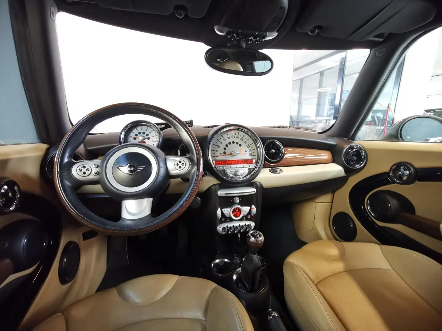 MINI Cooper Mini 1.6 Chili | AIRCO | CRUISE | LEDER | ELEK.RAM Groen - 2