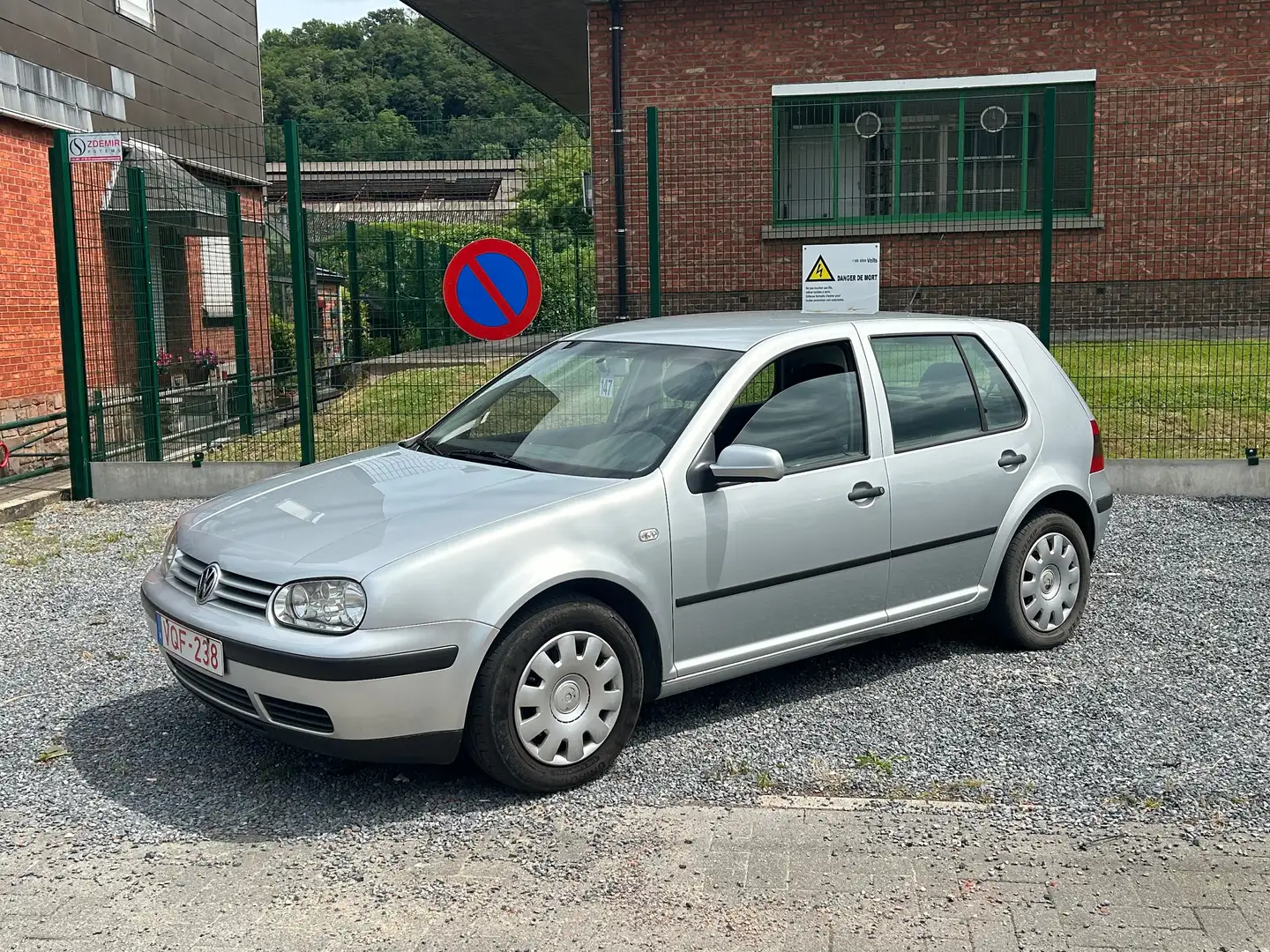 Volkswagen Golf 1.9 TDi * Problème Boîte à vitesse *Airco - 1