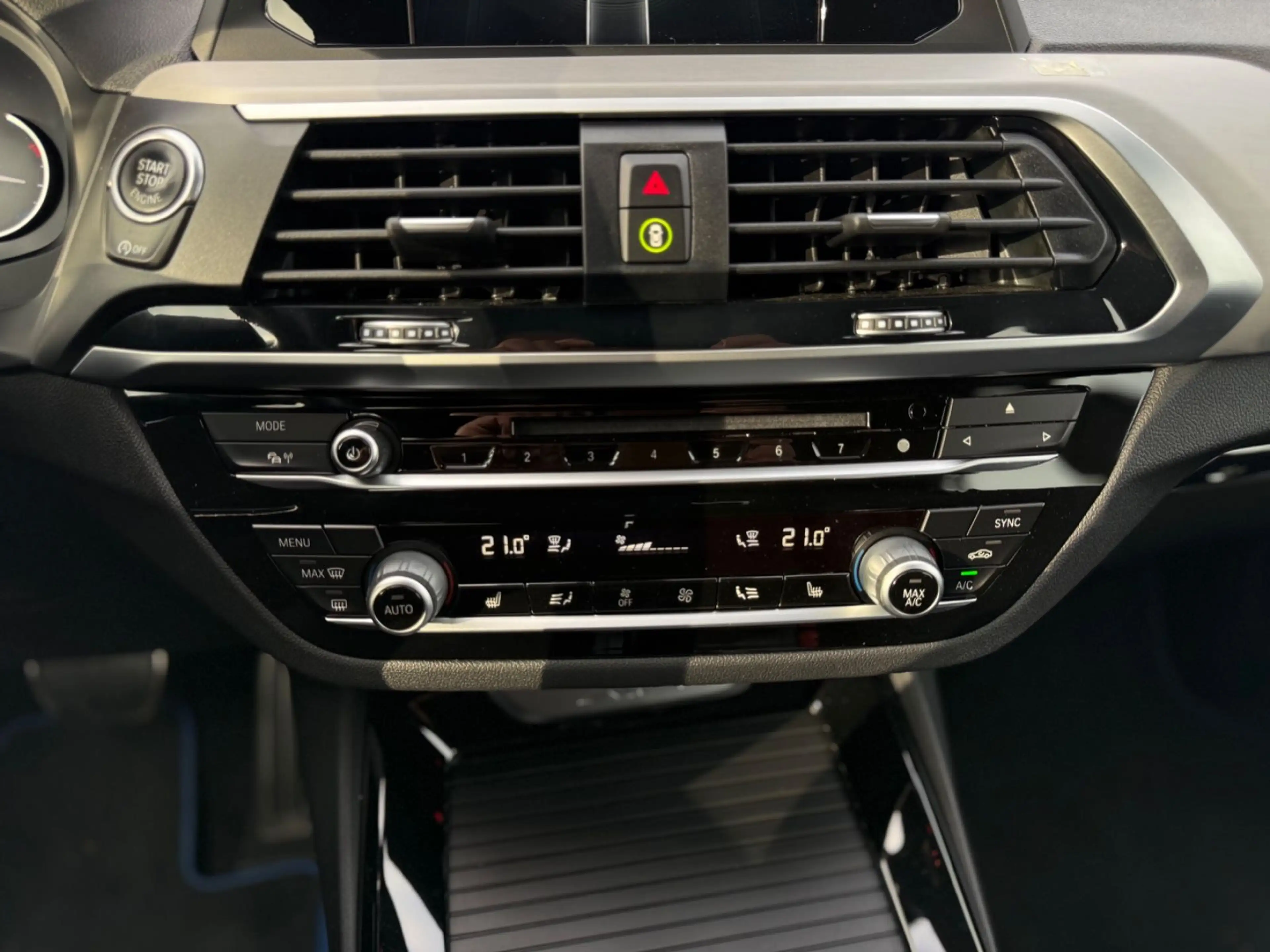 BMW X3 xDrive 20 i M Sport 1.Hand LED Garantie — photo 10