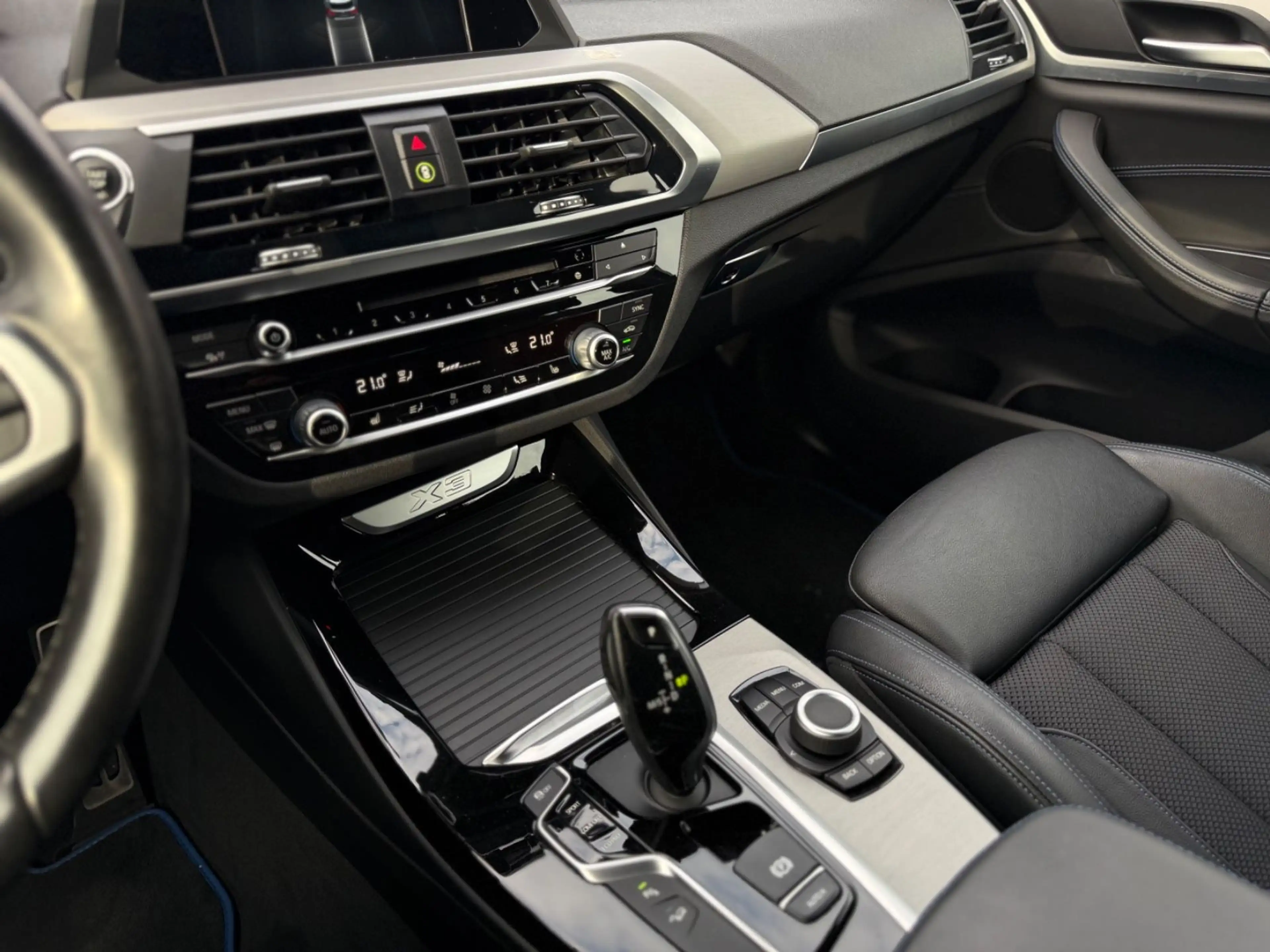 BMW X3 xDrive 20 i M Sport 1.Hand LED Garantie — photo 8