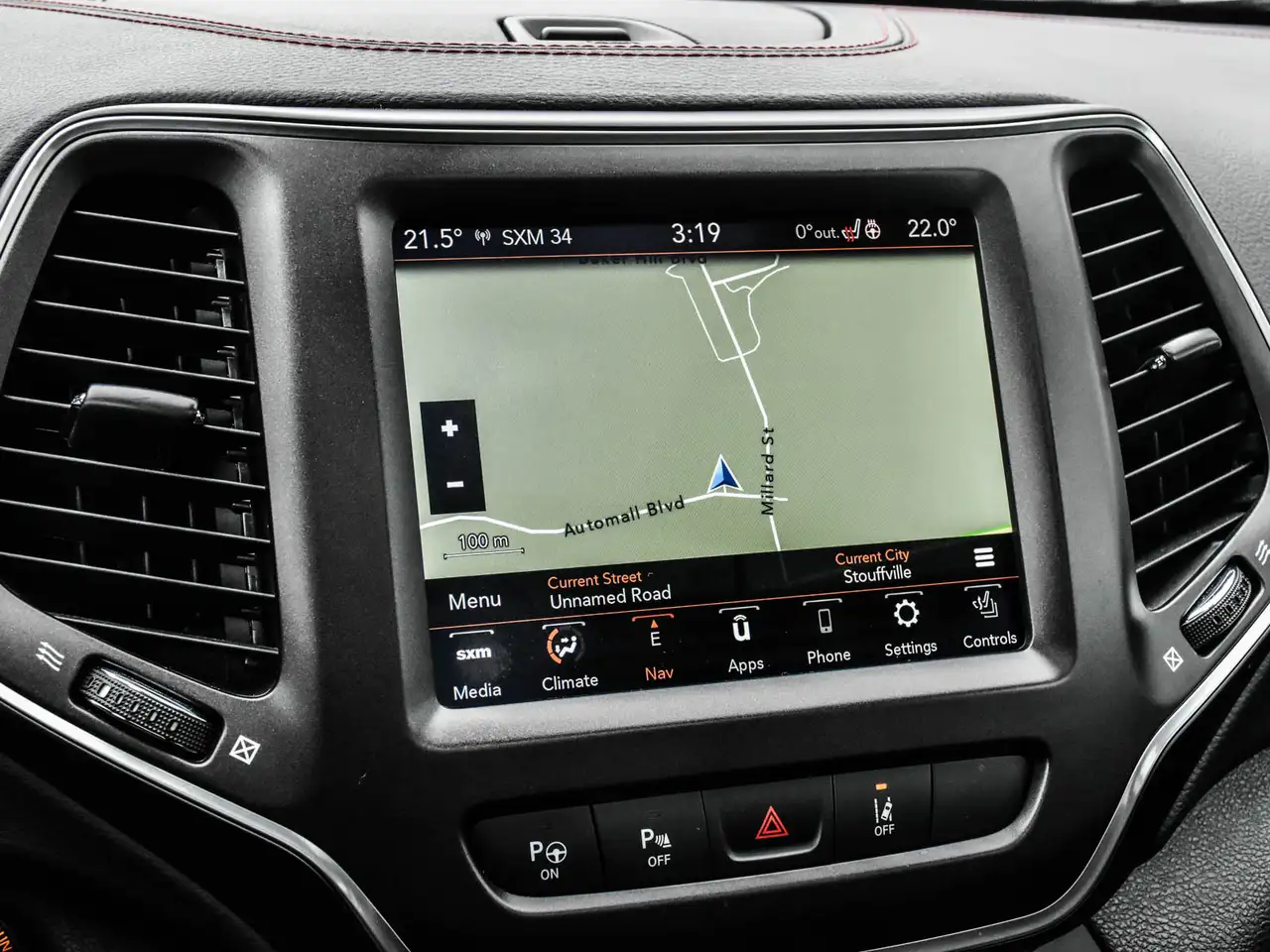 Jeep Cherokee снимка Jeep Cherokee