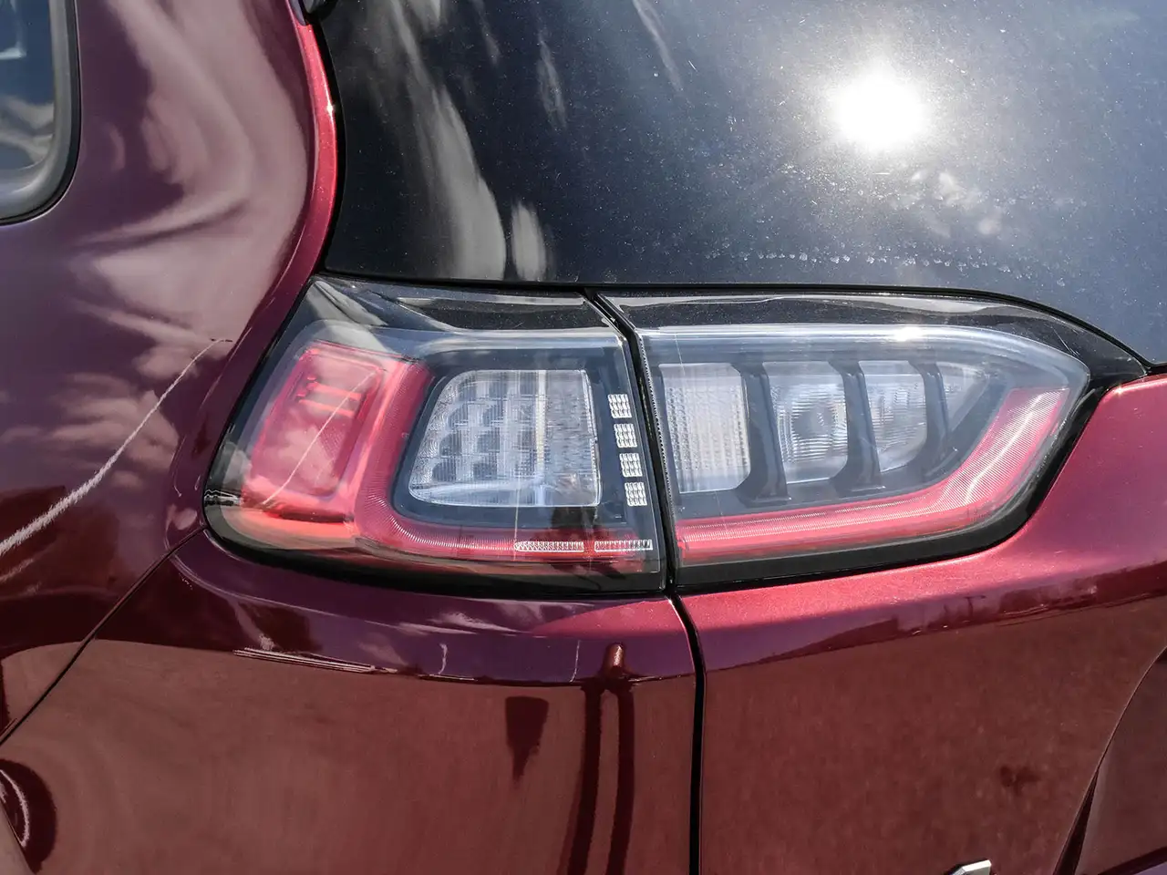 Jeep Cherokee снимка Jeep Cherokee