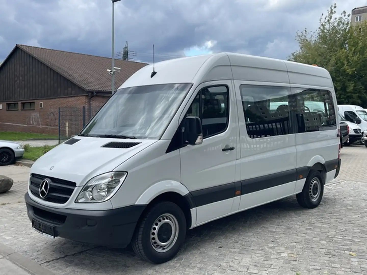 Mercedes-Benz Sprinter 311 CDI H2L2 *Klima*WEBASTO*Rampe* Weiß - 1
