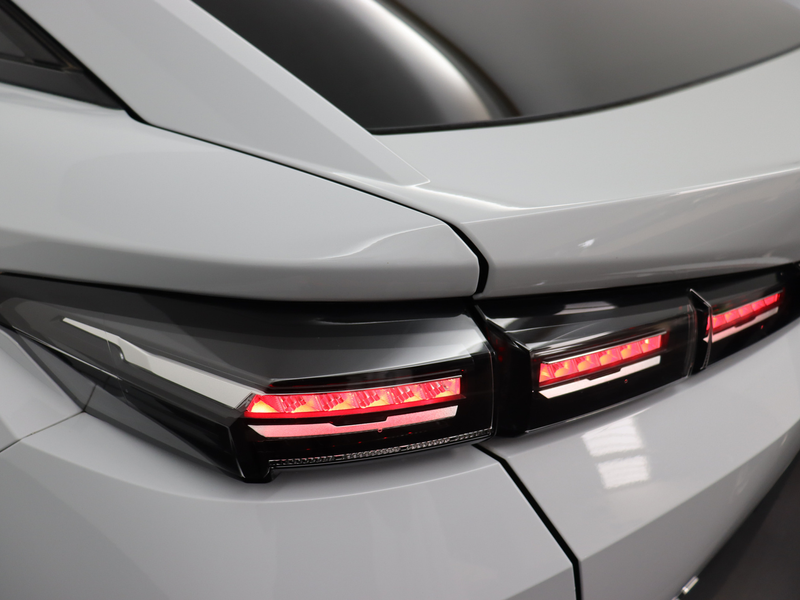 Peugeot 408 1.6 HYbrid Allure 180 EAT8 — photo 35