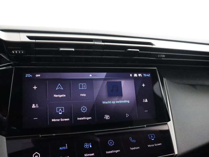 Peugeot 408 1.6 HYbrid Allure 180 EAT8 — photo 23