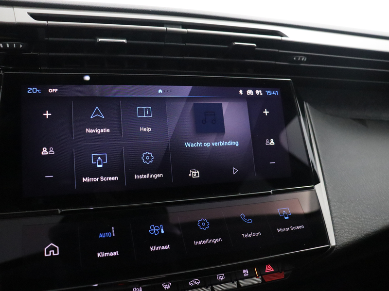 Peugeot 408 1.6 HYbrid Allure 180 EAT8 — photo 19