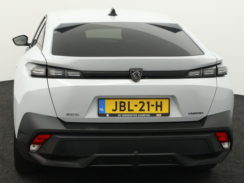 Peugeot 408 1.6 HYbrid Allure 180 EAT8 — photo 4