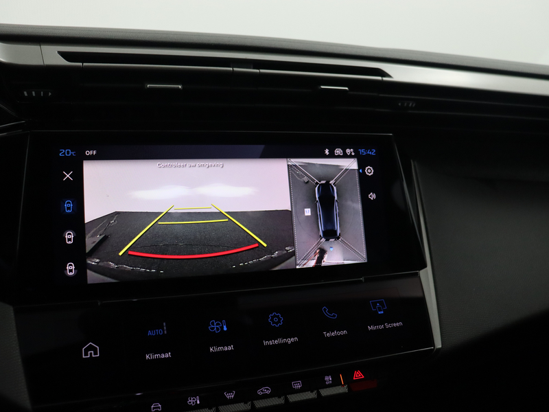 Peugeot 408 1.6 HYbrid Allure 180 EAT8 — photo 26