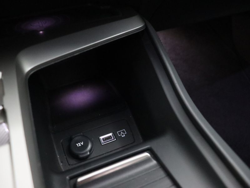Peugeot 408 1.6 HYbrid Allure 180 EAT8 — photo 30