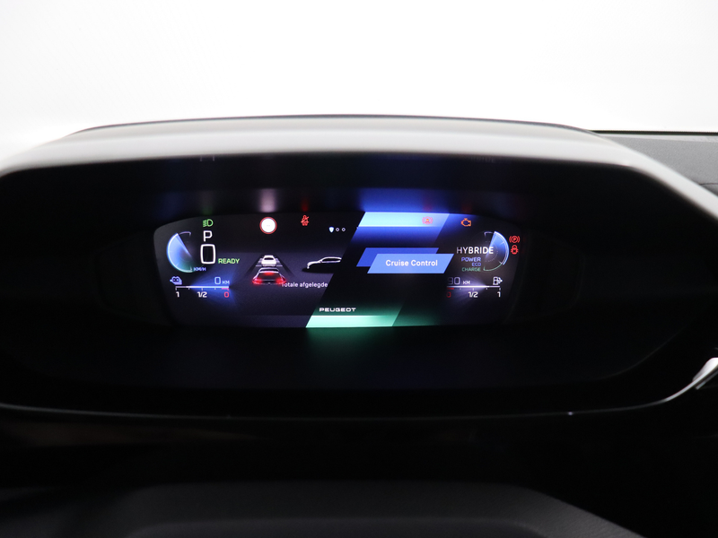 Peugeot 408 1.6 HYbrid Allure 180 EAT8 — photo 17