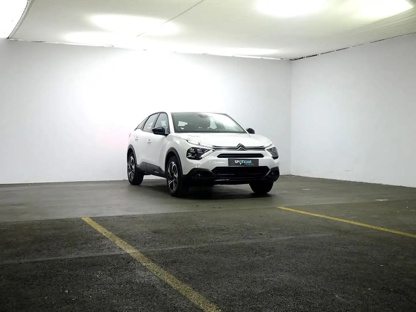 Citroen C4 1.2 PureTech Plus S&S 130 Weiß - 2