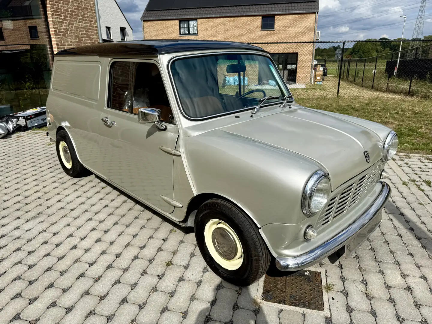 MINI 1000 Mini / Leyland Van Special 1000/1300 Gris - 1