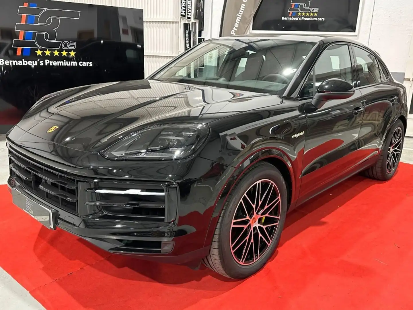 Porsche Cayenne Coupé E-Hybrid Aut. Schwarz - 1