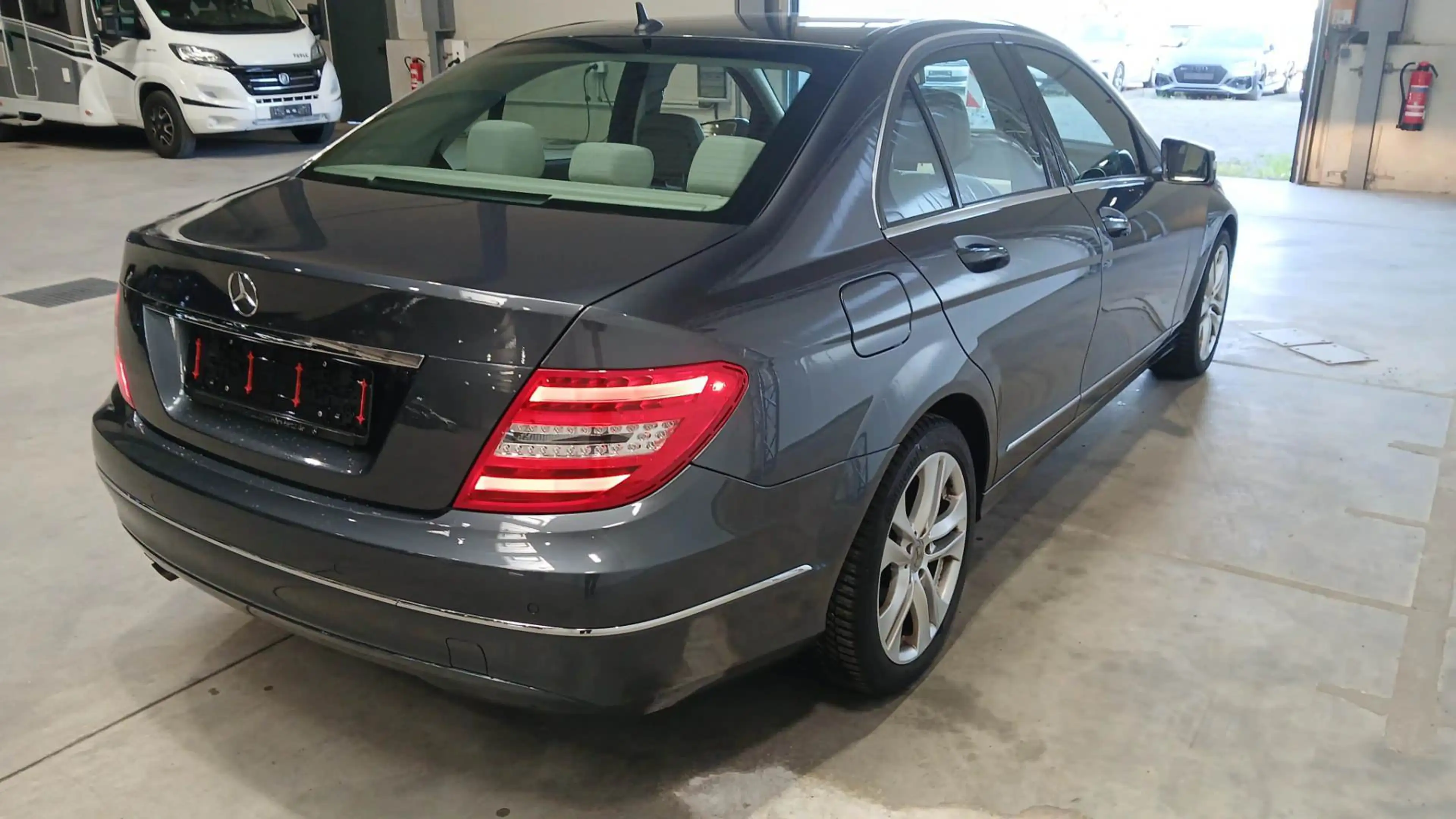 Mercedes-Benz C 180 C 180 7G-TRONIC Avantgarde Edition C — photo 4