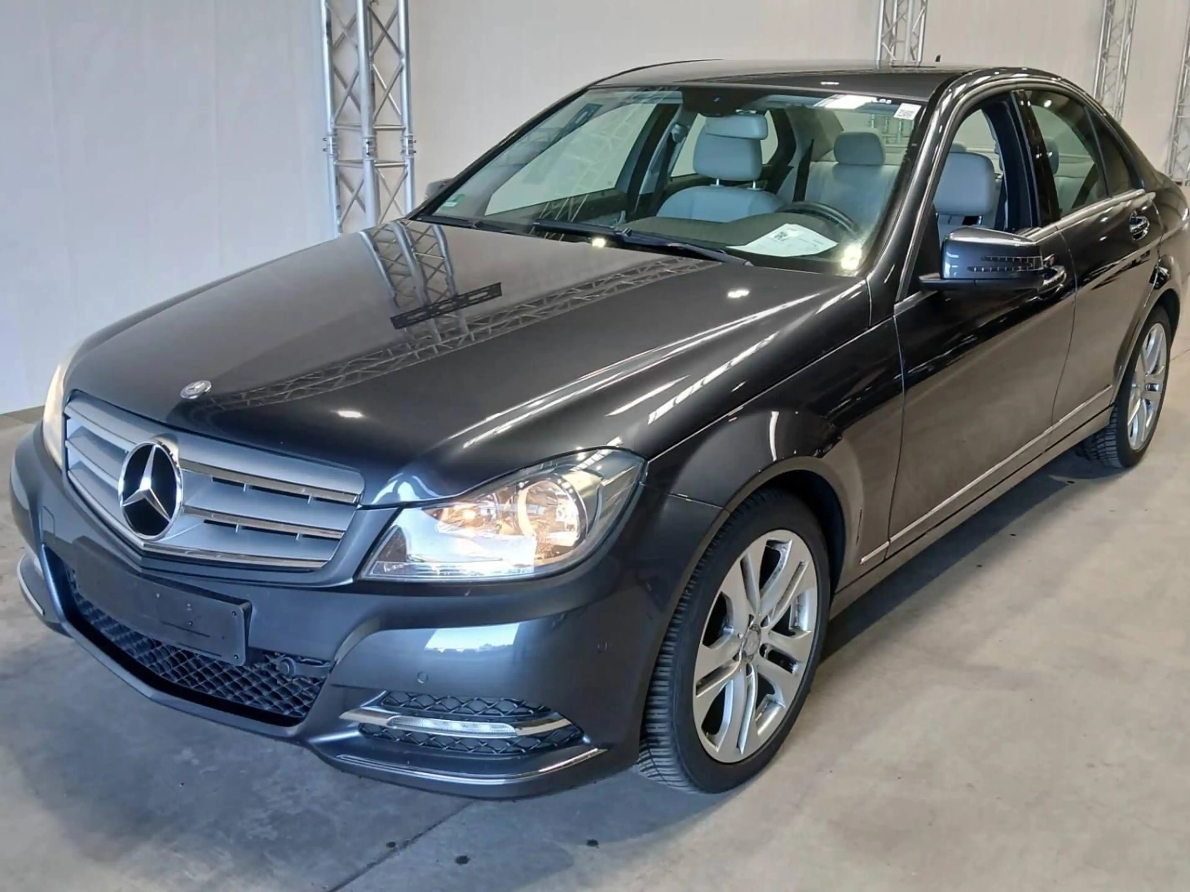 Mercedes-Benz C 180 C 180 7G-TRONIC Avantgarde Edition C — photo 2