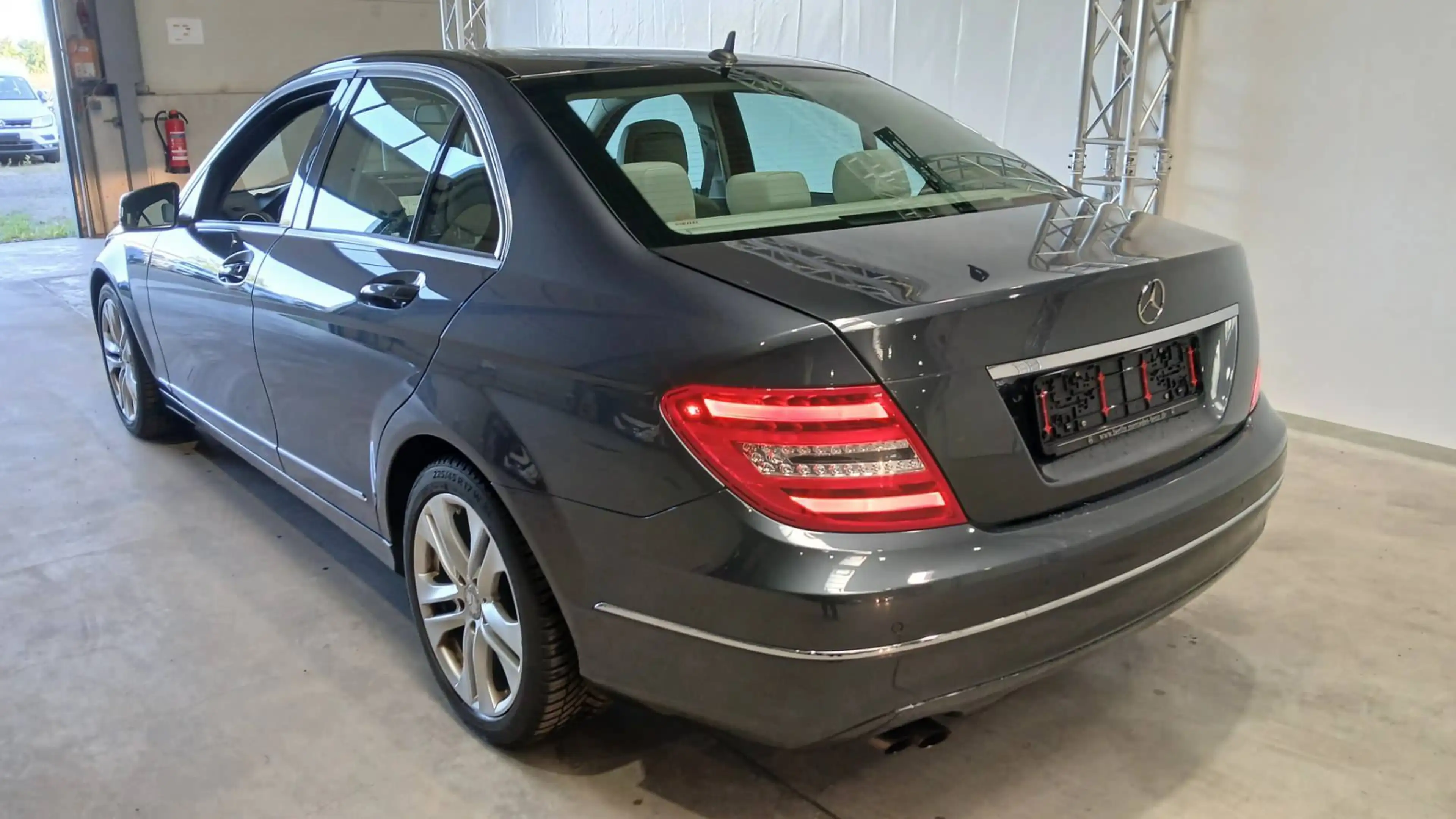 Mercedes-Benz C 180 C 180 7G-TRONIC Avantgarde Edition C — photo 3
