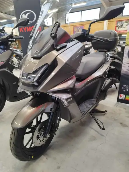 Kymco Sky Town 125 - foto 2