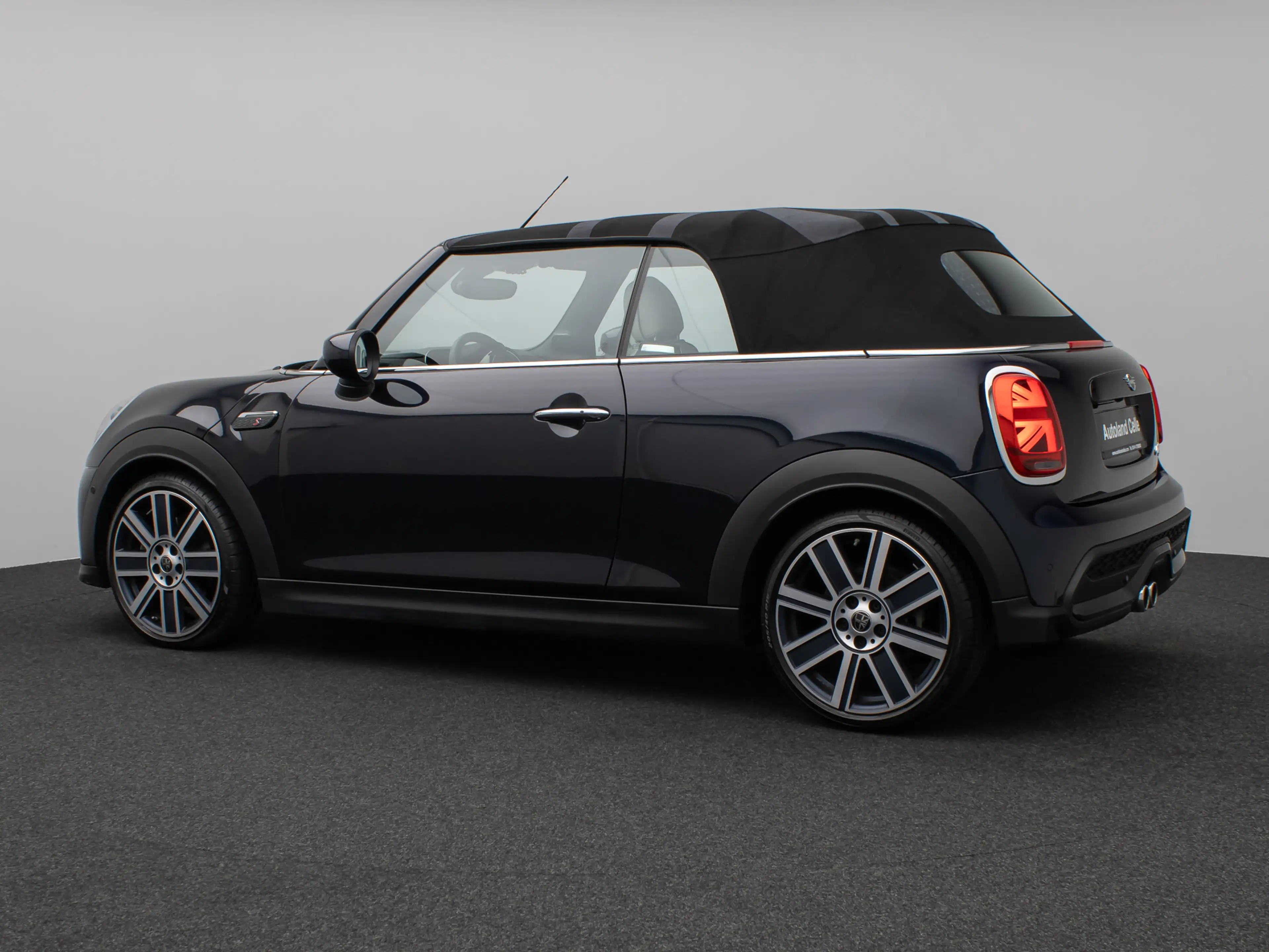 MINI Cooper S Cabrio MINI Yours Kamera HUD H K Voll — photo 10