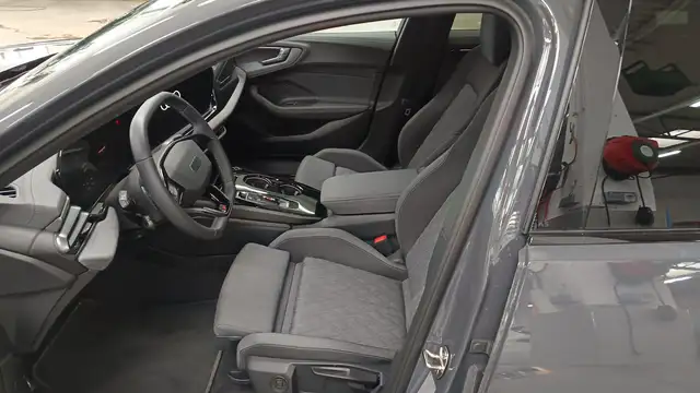 Audi A5 view 9