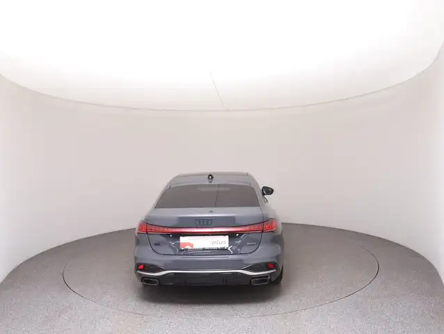 Audi A5 view 6