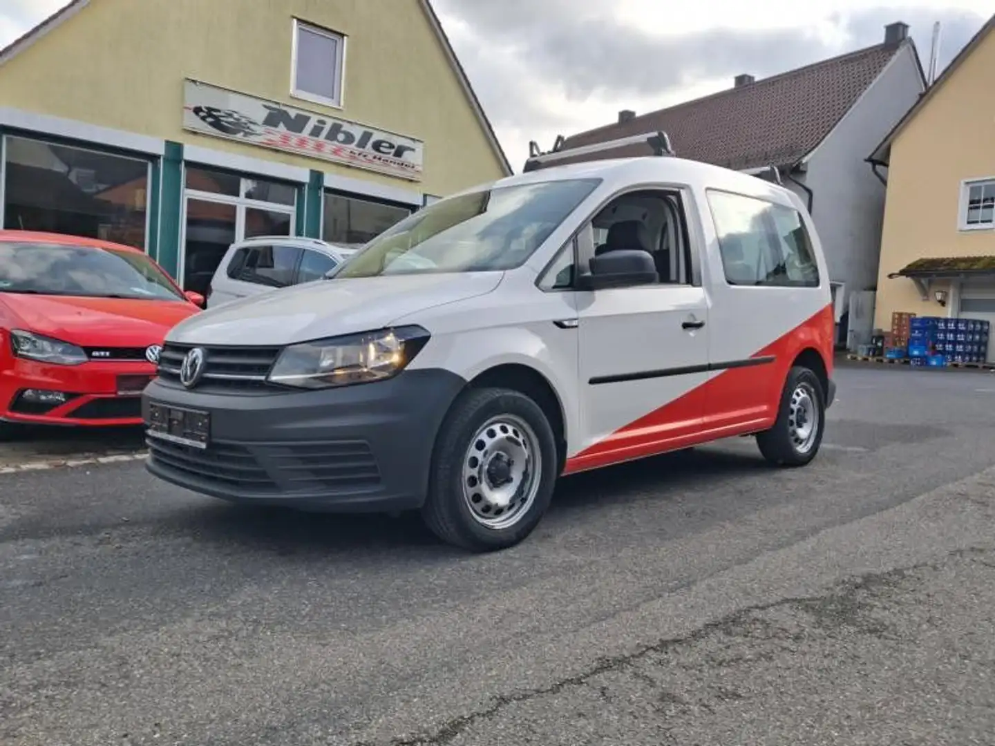 Volkswagen Caddy Kombi 1,4 TSI AHK+NAVI+PDC+1.HAND Weiß - 1