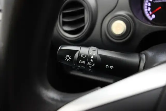Mitsubishi Space Star view 21