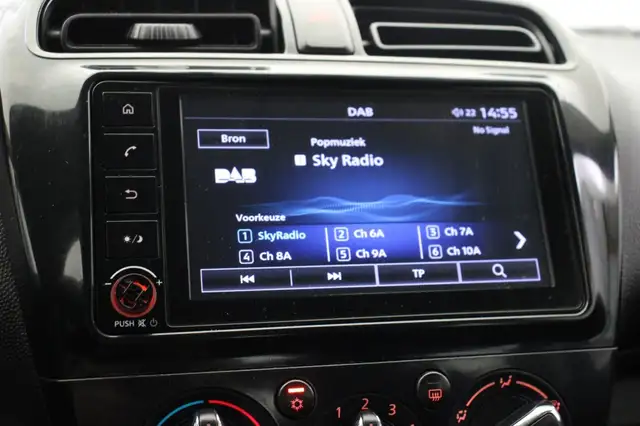 Mitsubishi Space Star view 7