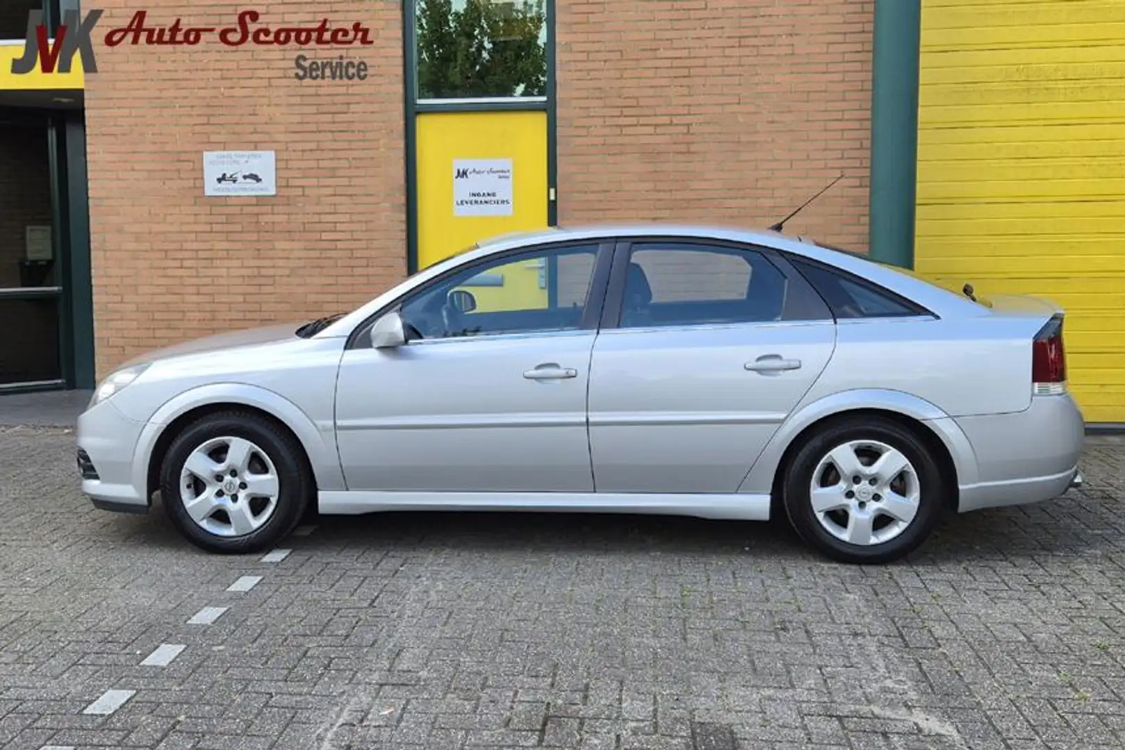 Opel Vectra GTS 1.8-16V Airco! Cruise Control! NAP! Grijs - 2