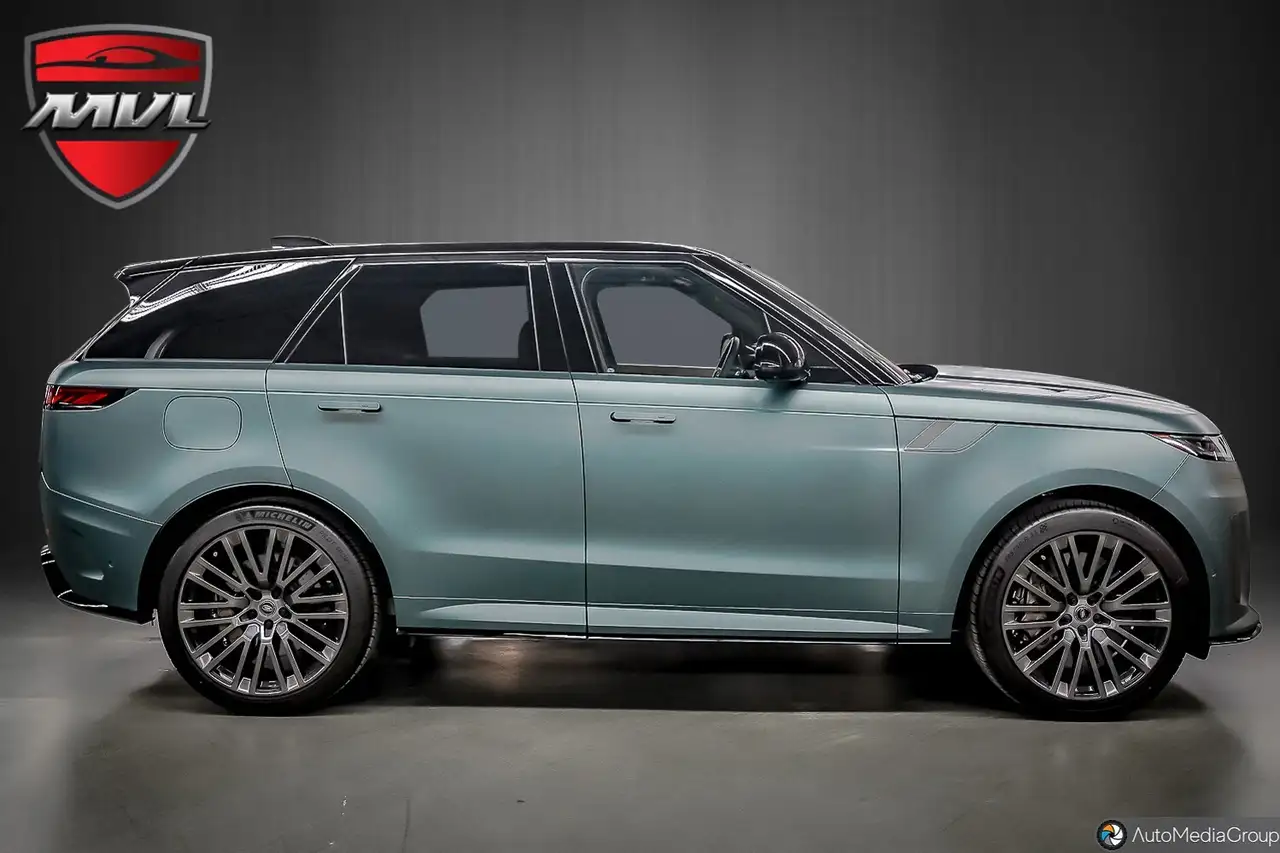 Land Rover Range Rover Sport снимка Land Rover Range Rover Sport