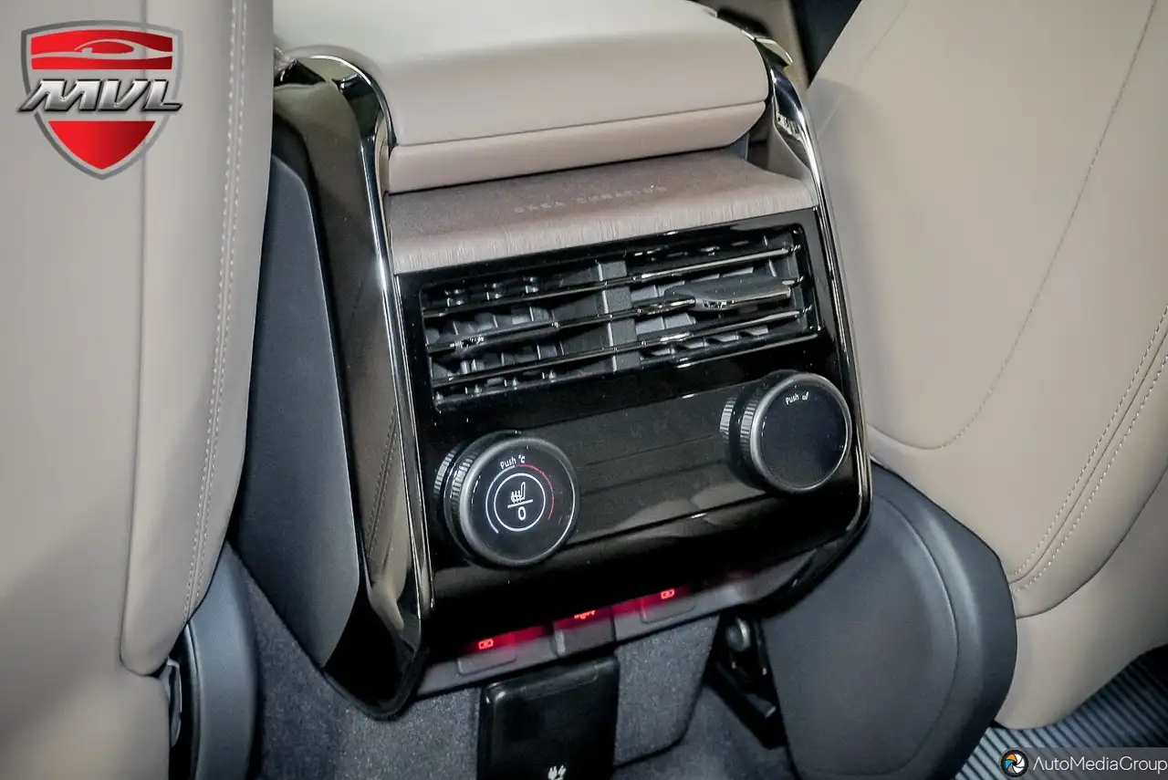 Land Rover Range Rover Sport снимка Land Rover Range Rover Sport