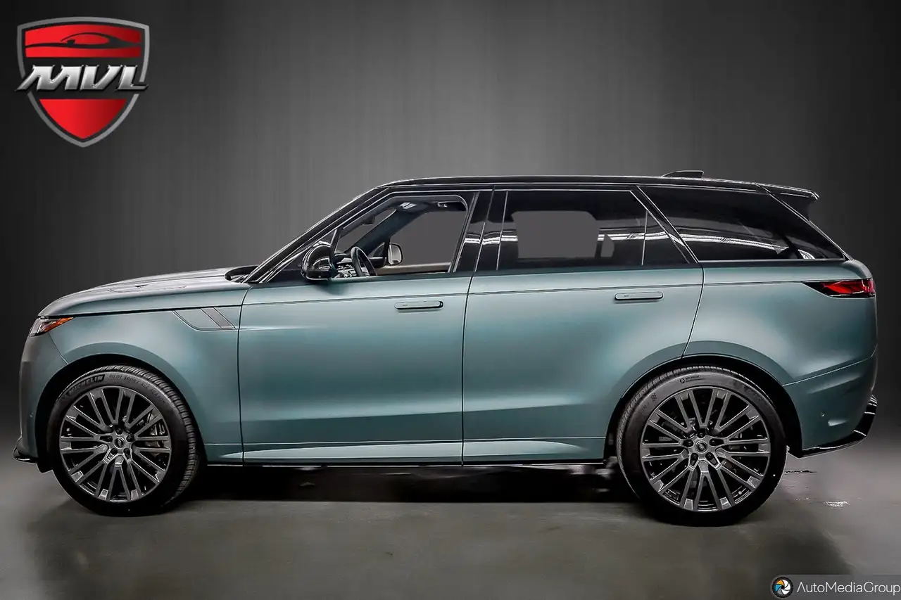 Land Rover Range Rover Sport снимка Land Rover Range Rover Sport