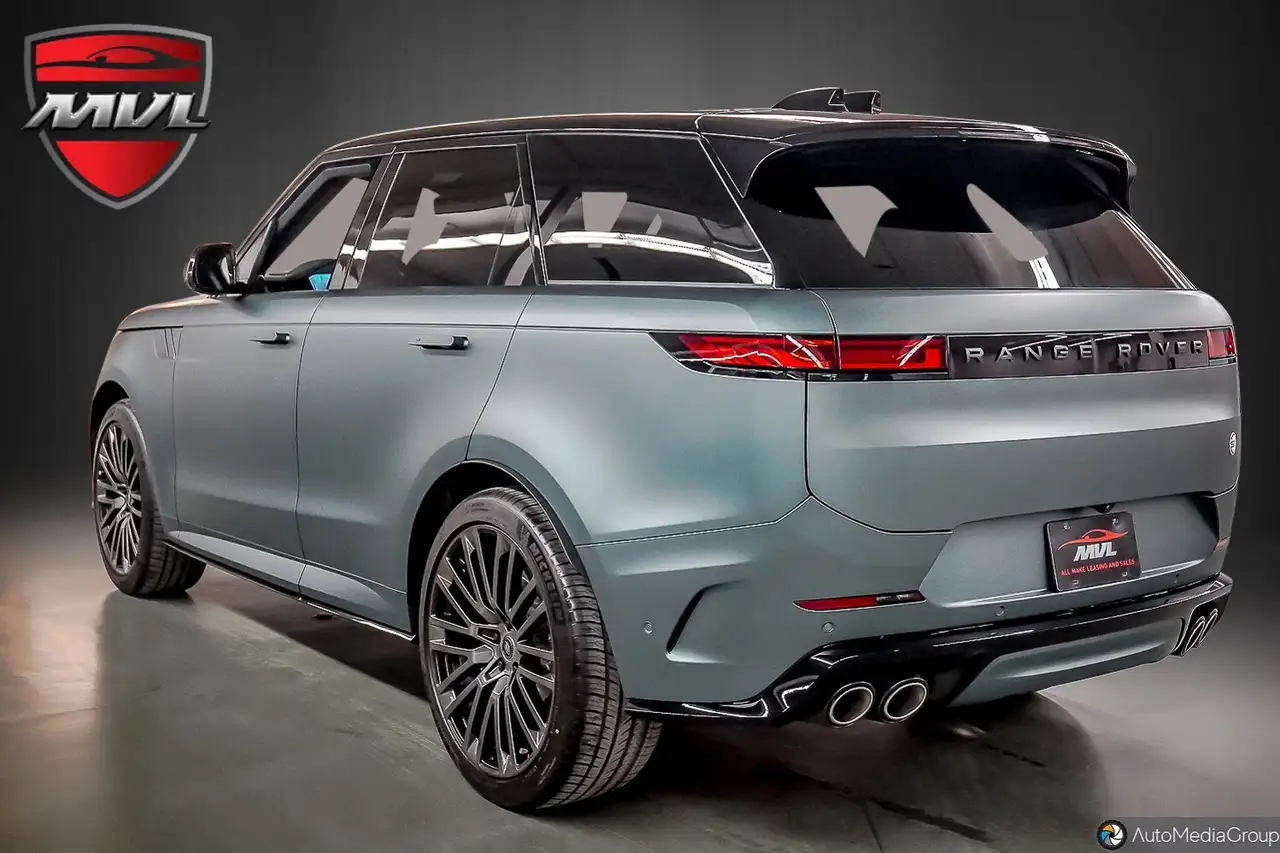 Land Rover Range Rover Sport снимка Land Rover Range Rover Sport