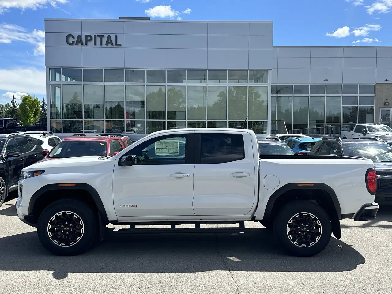 GMC Canyon снимка GMC Canyon