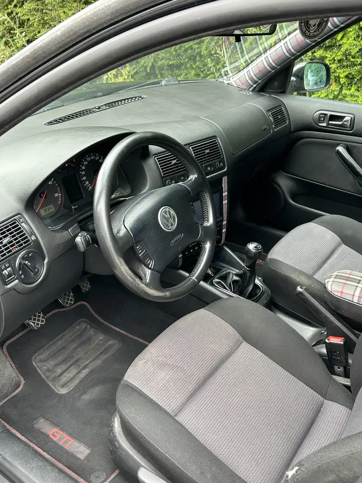 Volkswagen Golf 1.9 TDI - 150 Carat, foto 12