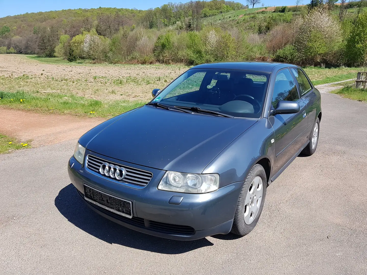 Audi A3 A31.8T SLine180PS AUTOM+ZAHNRIEMEN+XENON+LEDER+ALU Grau - 1